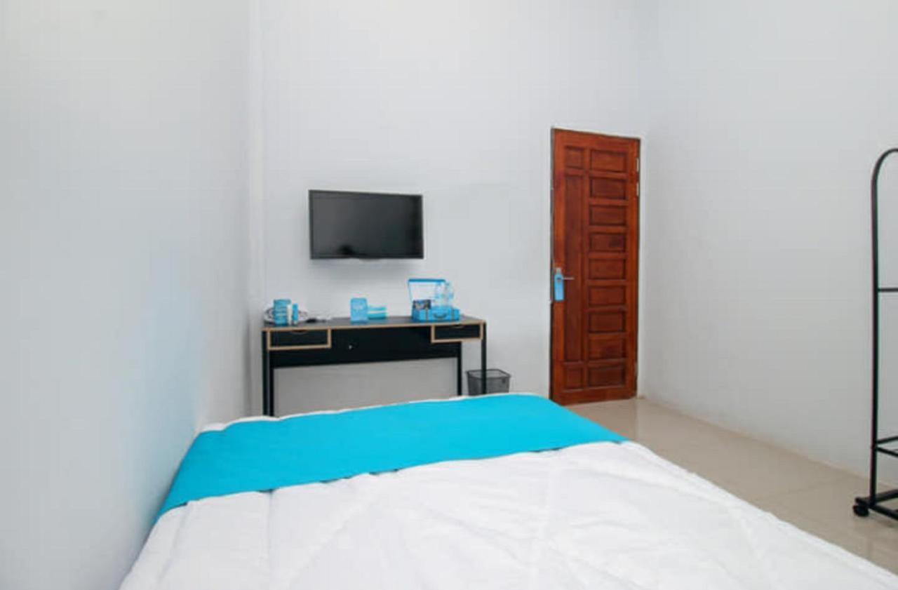 Khalisa Home Syariah Pontianak Extérieur photo