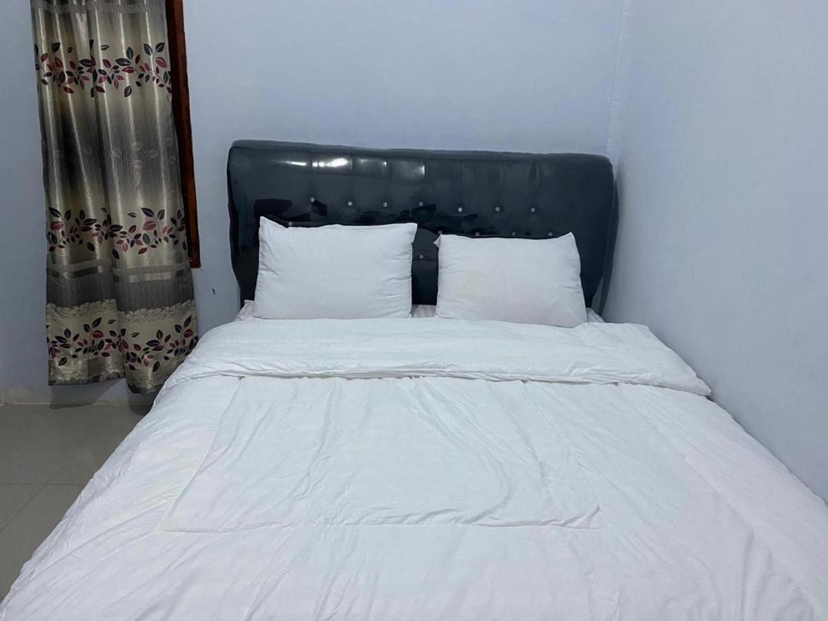 Khalisa Home Syariah Pontianak Extérieur photo