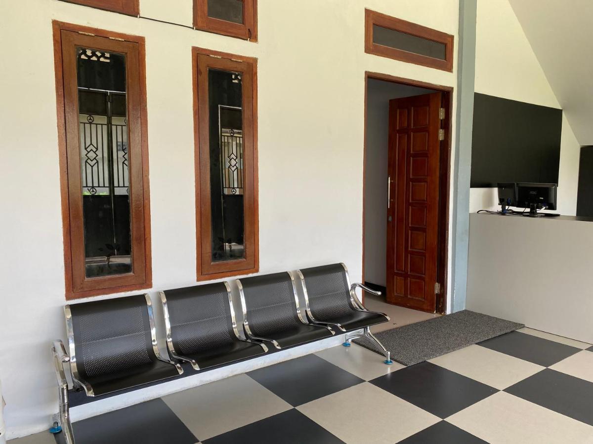 Khalisa Home Syariah Pontianak Extérieur photo